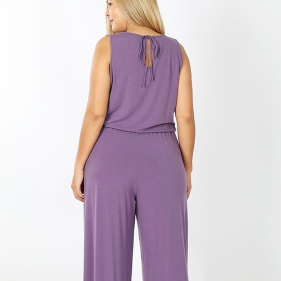 CLEARANCE! Sleeveless Jumpsuit - Picture 3 of 4